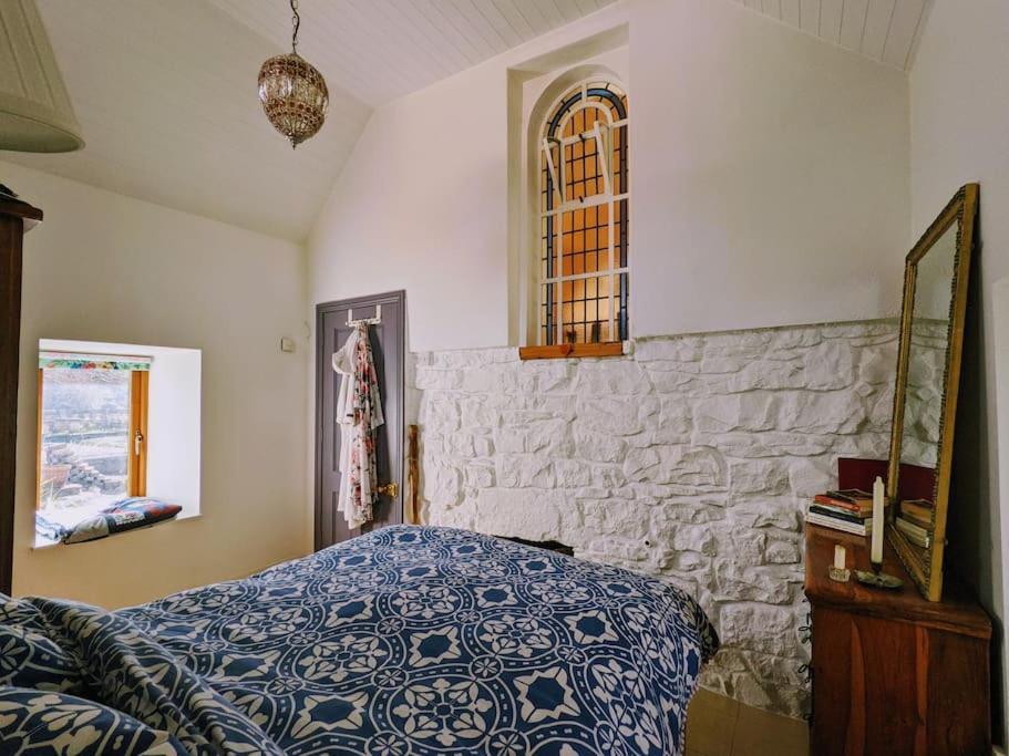 Secluded Private Cottage Hot-Tub, Sauna & Fire-Pit Carrick on Shannon Buitenkant foto